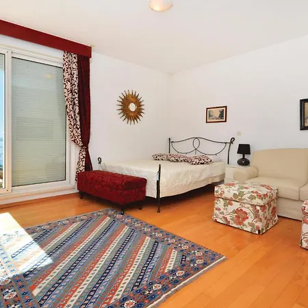 Apartment Beautiful In With House Sea View Split
